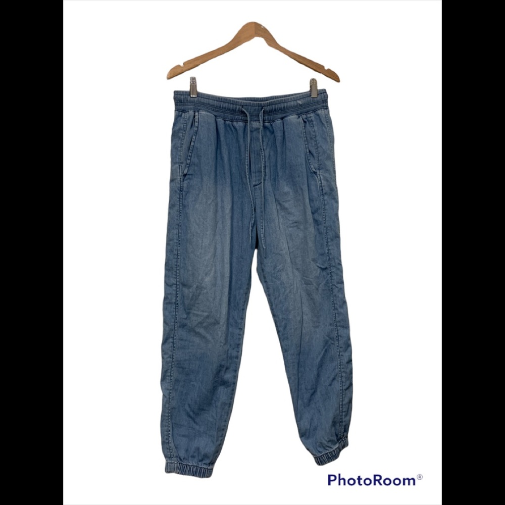 Denim pants fro. The Gap size med